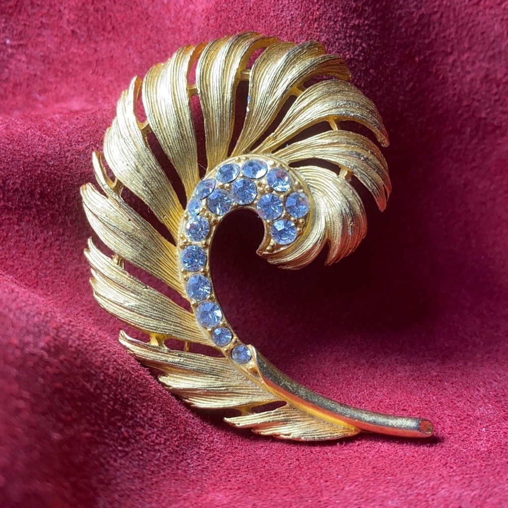 Vintage Gold Feather Pin Brooch